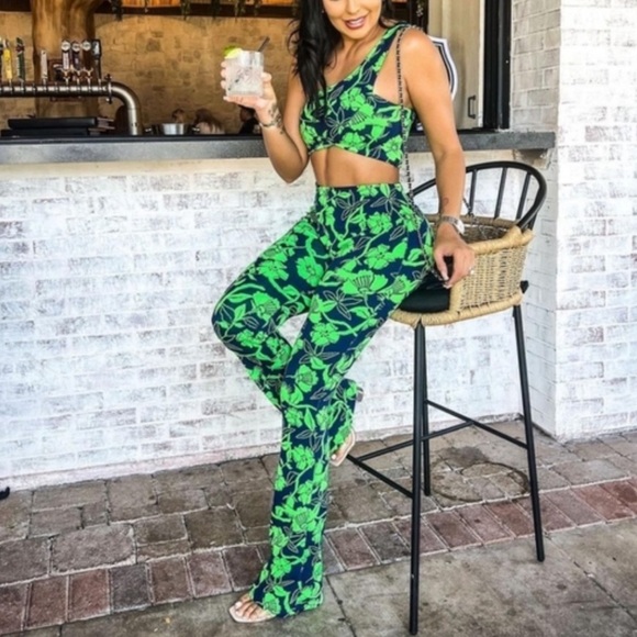 ZARA COORD SET NWT BLOGGERS FAVE TROPICAL PRINT NEON GREEN & NAVY - Picture 1 of 6